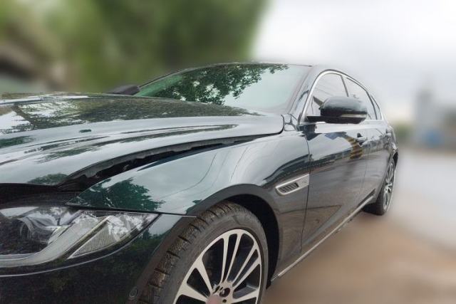 Used Jaguar XFL 2025 Model—2.0T P250, Two-Wheel Drive, Premium Luxury Edition