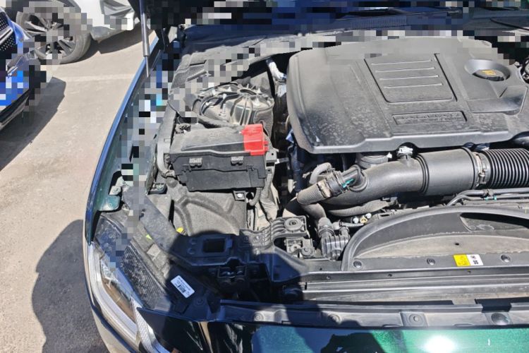 Used Jaguar XFL 2025 Model—2.0T P250, Two-Wheel Drive, Premium Luxury Edition Engine Bay Right
