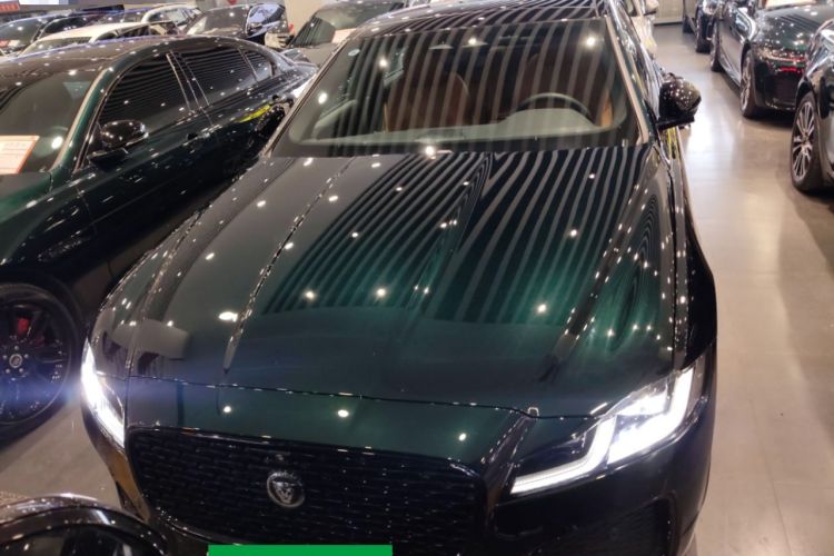 Used Jaguar XFL 2025 Model—2.0T P300, Four-Wheel Drive, 90th Anniversary Collector’s Edition Exterior 1
