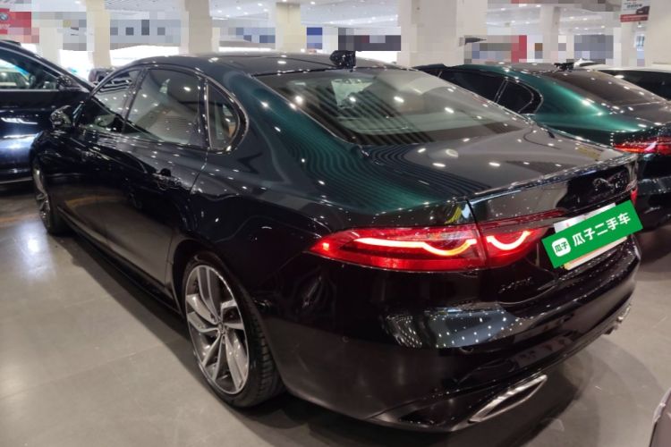 Used Jaguar XFL 2025 Model—2.0T P300, Four-Wheel Drive, 90th Anniversary Collector’s Edition Exterior 3