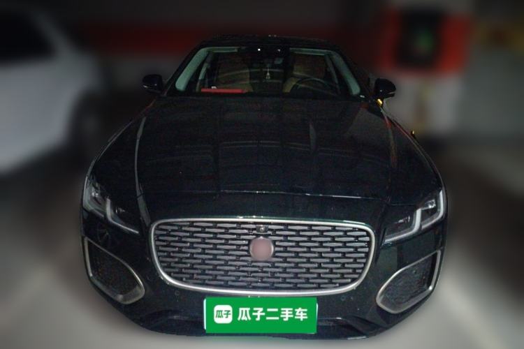 Used Jaguar XFL 2025 Model—2.0T P250, Two-Wheel Drive, Premium Luxury Edition Front