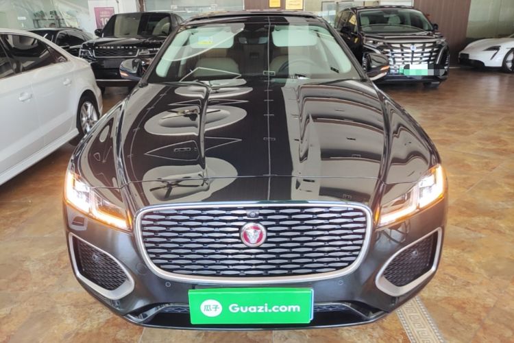 Used Jaguar XFL 2025 Model—2.0T P250, Two-Wheel Drive, Premium Luxury Edition Front