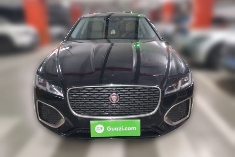 Used Jaguar XFL 2025 Model—2.0T P250, Two-Wheel Drive, Premium Luxury Edition Front