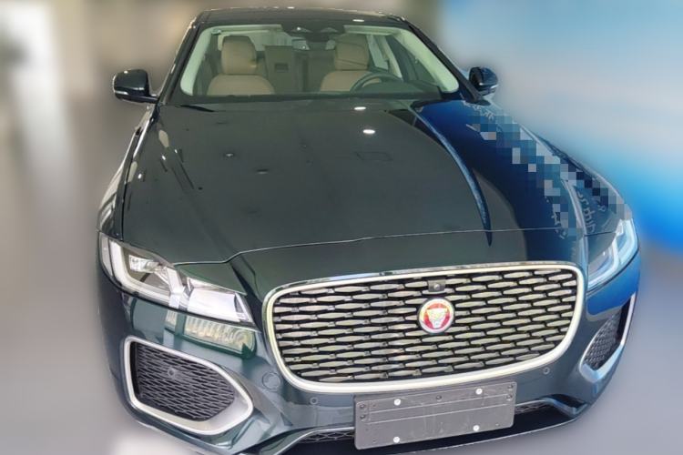Used Jaguar XFL 2025 Model—2.0T P250, Two-Wheel Drive, Premium Luxury Edition Front