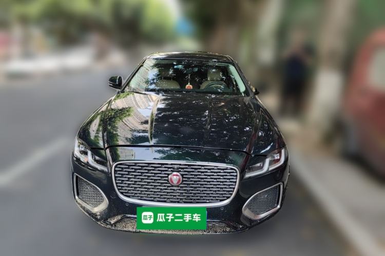 Used Jaguar XFL 2025 Model—2.0T P250, Two-Wheel Drive, Premium Luxury Edition Front