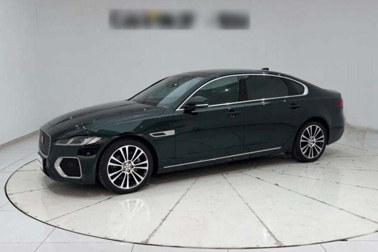 Ojetý Jaguar XFL 2025 Model—2.0T P250, Two-Wheel Drive, Premium Luxury Edition Guazi used car, China used car export, Used car for sale, Used cars, Cheapest cars for sale