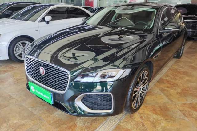 Used Jaguar XFL 2025 Model—2.0T P250, Two-Wheel Drive, Premium Luxury Edition
