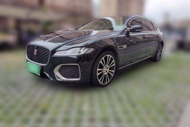 Used Jaguar XFL 2025 Model—2.0T P250, Two-Wheel Drive, Premium Luxury Edition