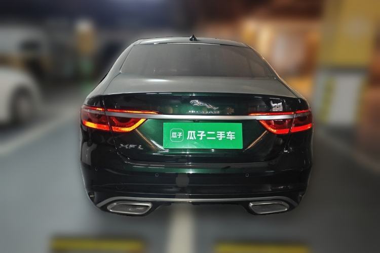 Used Jaguar XFL 2025 Model—2.0T P250, Two-Wheel Drive, Premium Luxury Edition Rear