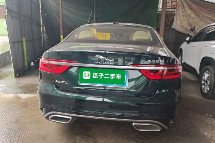 Used Jaguar XFL 2025 Model—2.0T P250, Two-Wheel Drive, Premium Luxury Edition Rear