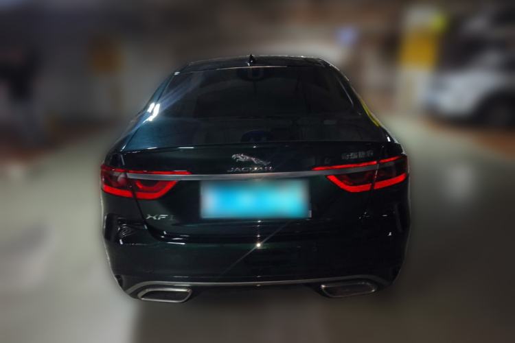 Used Jaguar XFL 2025 Model—2.0T P250, Two-Wheel Drive, Premium Luxury Edition Rear