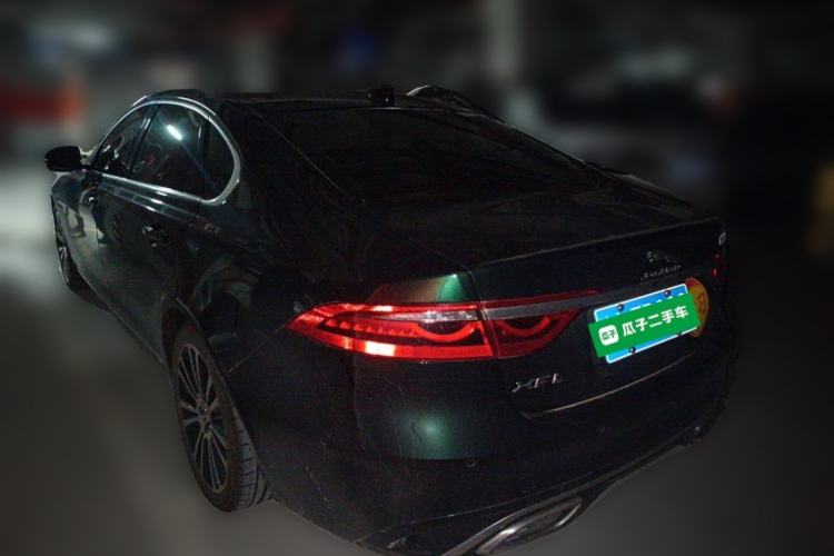 Used Jaguar XFL 2025 Model—2.0T P250, Two-Wheel Drive, Premium Luxury Edition Rear Left 45 Deg