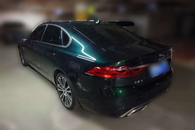 Used Jaguar XFL 2025 Model—2.0T P250, Two-Wheel Drive, Premium Luxury Edition Rear Left 45 Deg