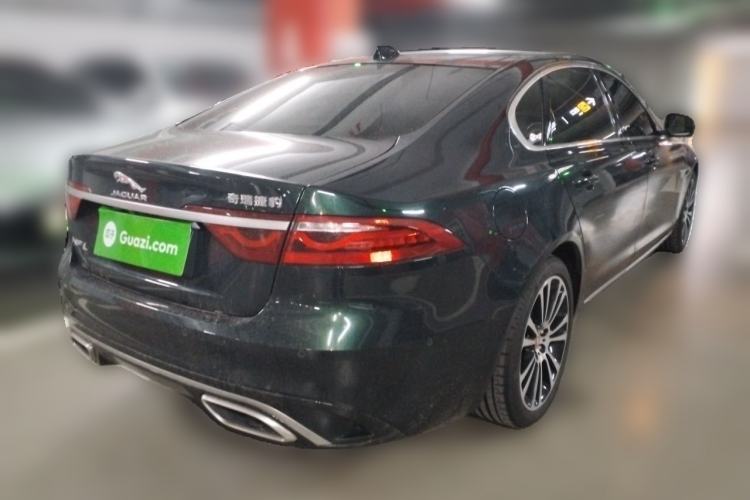 Used Jaguar XFL 2025 Model—2.0T P250, Two-Wheel Drive, Premium Luxury Edition Rear Right 45 Deg