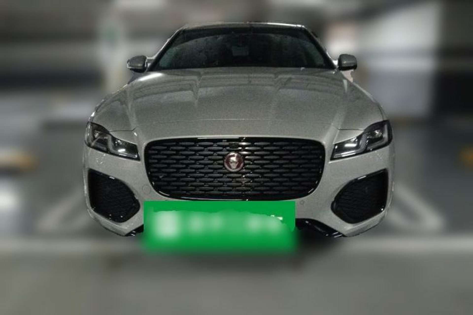 Used Jaguar XFL 2025 Model—2.0T P250, Two-Wheel Drive, Premium Luxury Edition Front