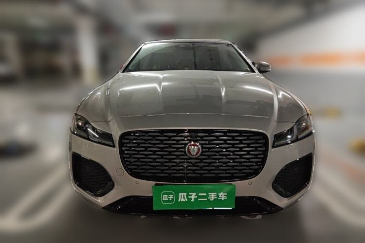 Used Jaguar XFL 2025 Model—2.0T P250, Two-Wheel Drive, Premium Luxury Edition Front
