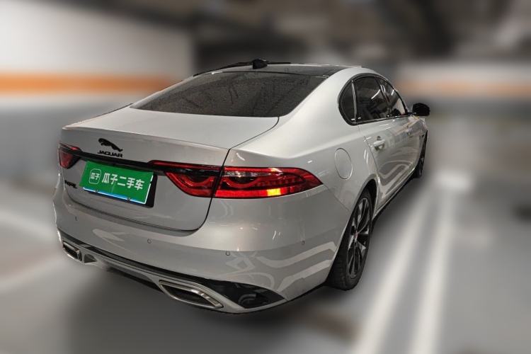 Used Jaguar XFL 2025 Model—2.0T P250, Two-Wheel Drive, Premium Luxury Edition Rear Right 45 Deg