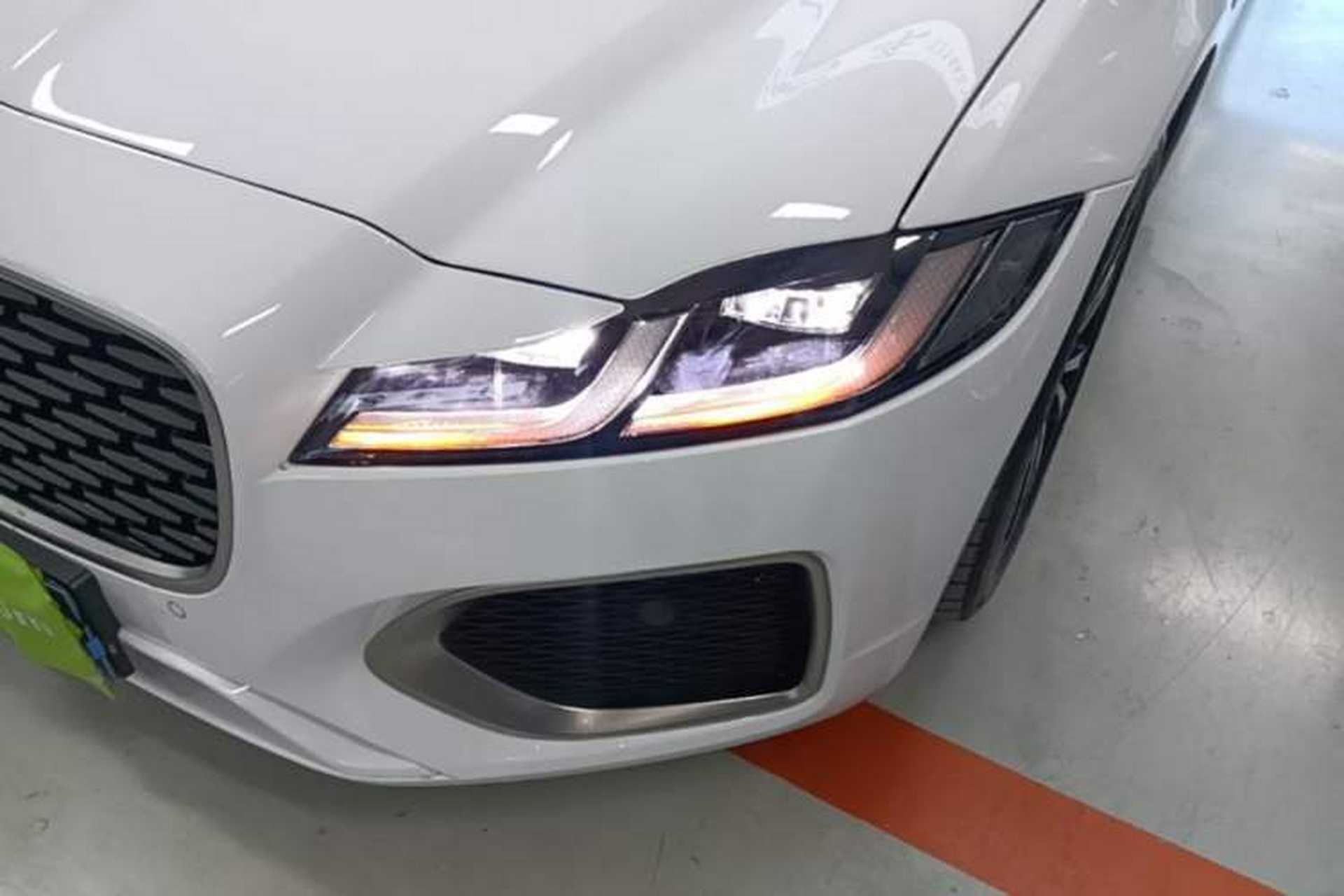 Used Jaguar XFL 2025 Model—2.0T P250, Two-Wheel Drive, Premium Luxury Edition Left Front Headlight