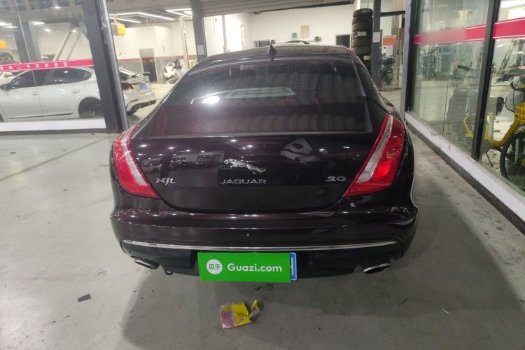 Used Jaguar XJ 2016 XJL 3.0 SC Two-Wheel-Drive Elegant Business Edition Rear