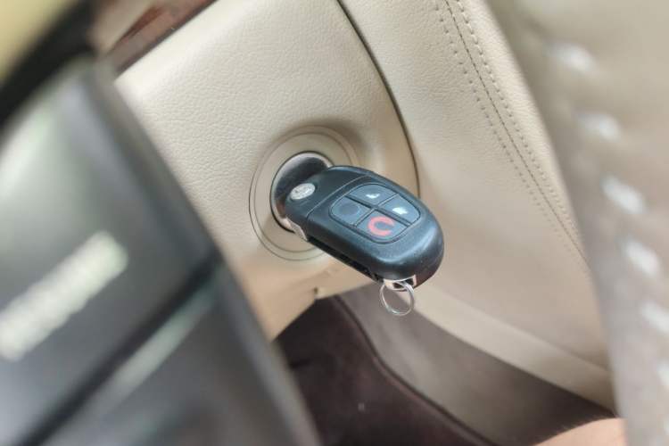 Used Jaguar XJ 2007 XJ6L 3.0 Royal Extended-Length Model Vehicle Key