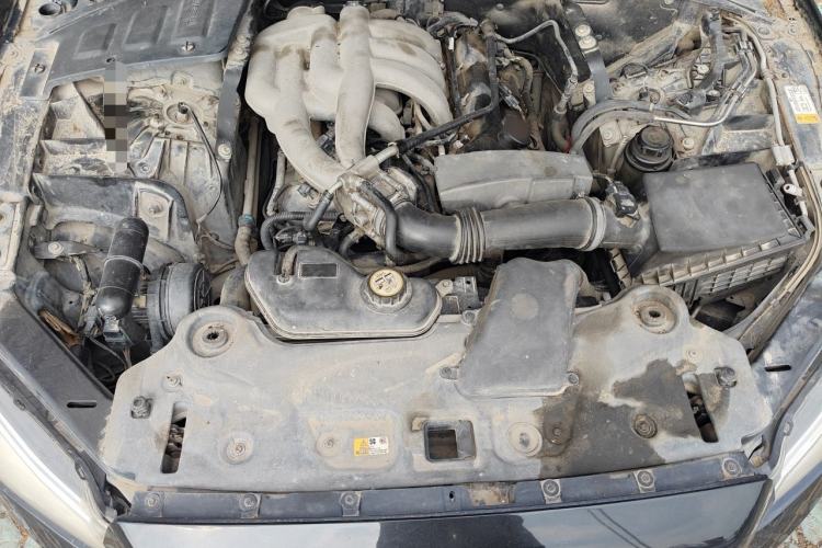 Used Jaguar XJ 2011 XJL 3.0 Panoramic Business Edition Engine Bay