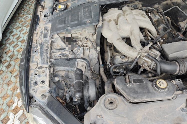 Used Jaguar XJ 2011 XJL 3.0 Panoramic Business Edition Engine Bay Right