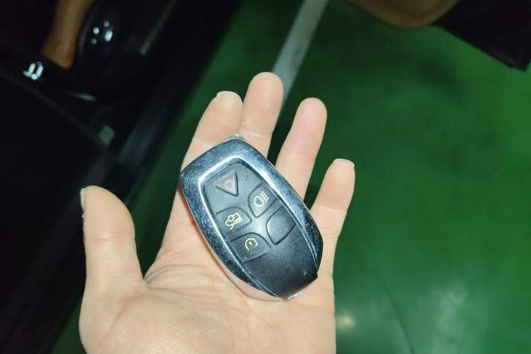 Used Jaguar XJ 2011 XJL 3.0 Panoramic Business Edition Vehicle Key