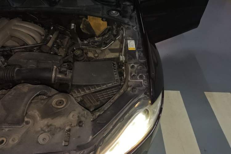 Used Jaguar XJ 2011 XJL 3.0 Panoramic Business Edition Engine Bay Left