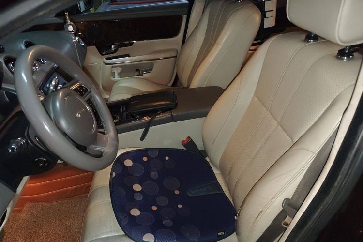 Used Jaguar XJ 2011 XJL 3.0 Panoramic Business Edition Left Front Seat