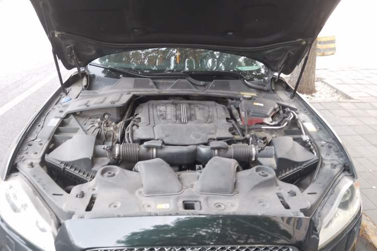 Used Jaguar XJ 2011 XJL 5.0 Flagship Prestige Edition Engine Bay