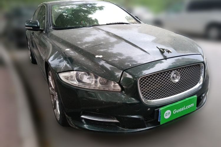 Used Jaguar XJ 2011 XJL 3.0 Panoramic Business Edition Front Right 45 Deg