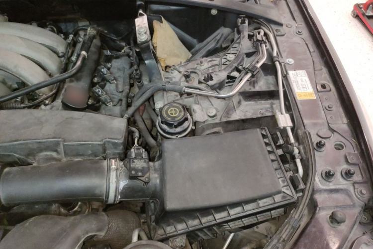 Used Jaguar XJ 2011 XJL 3.0 Panoramic Business Edition Engine Bay Left