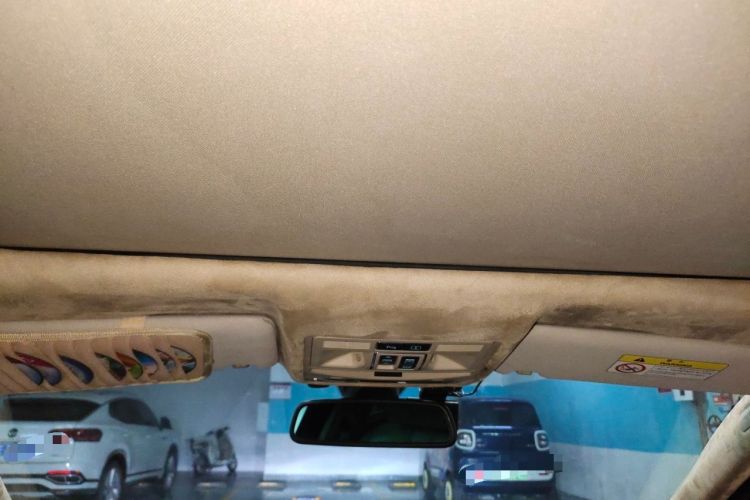 Used Jaguar XJ 2011 XJL 3.0 Panoramic Business Edition Headliner