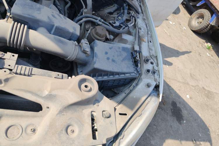Used Jaguar XJ 2011 XJL 3.0 Panoramic Business Edition Engine Bay Left