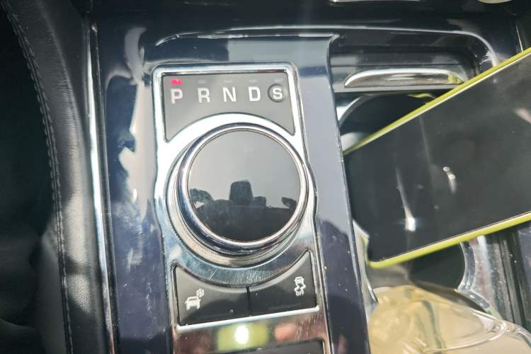 Used Jaguar XJ 2011 XJL 3.0 Panoramic Business Edition Gear Lever