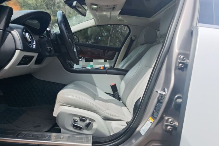 Used Jaguar XJ 2011 XJL 3.0 Panoramic Business Edition Left Front Seat