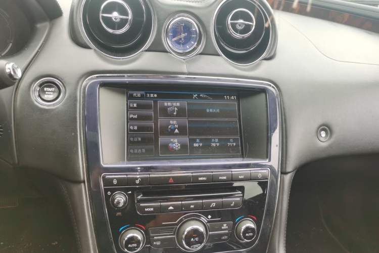 Used Jaguar XJ 2012 XJL 3.0 Panoramic Business Edition Audio And AC Panel