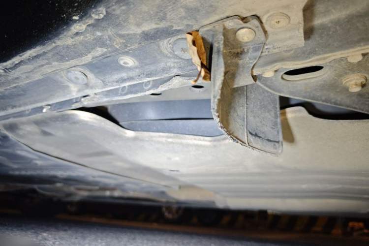 Used Jaguar XJ 2012 XJL 3.0 Panoramic Business Edition Chassis Rear Left