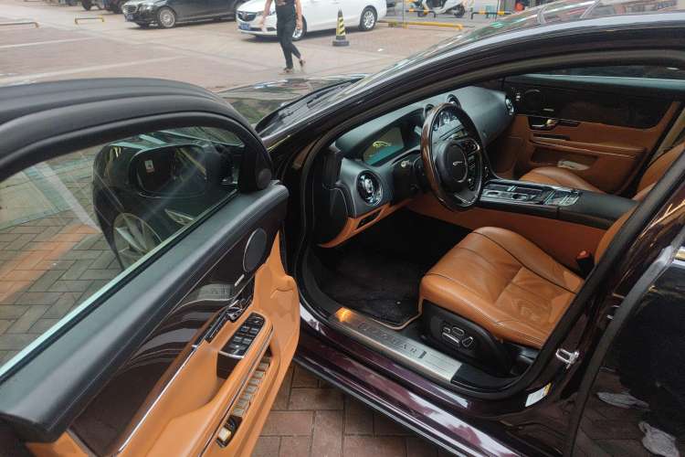 Used Jaguar XJ 2012 XJL 3.0 Flagship Business Edition Driver Seat