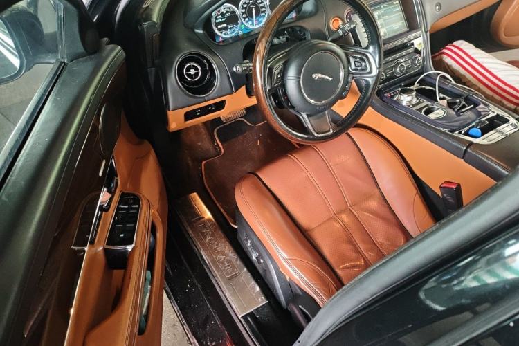 Used Jaguar XJ 2012 XJL 3.0 Flagship Business Edition Driver Seat