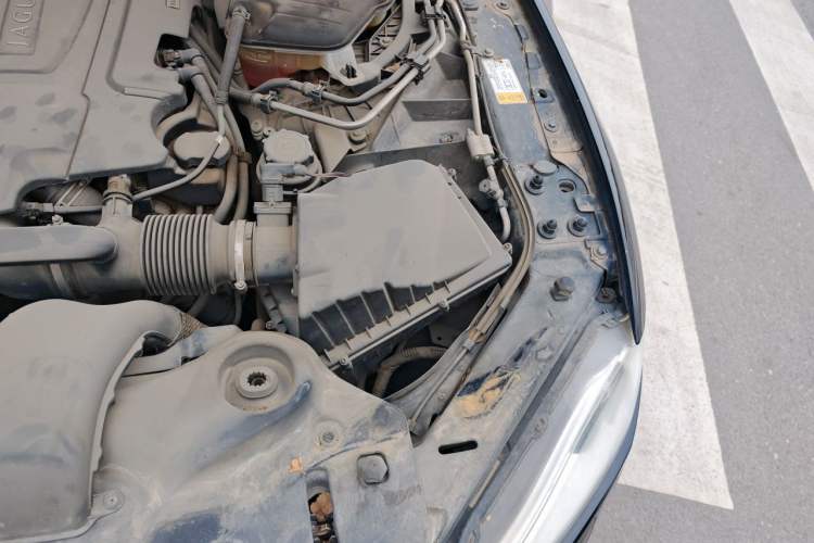 Used Jaguar XJ 2012 XJL 3.0 Panoramic Business Edition Engine Bay Left