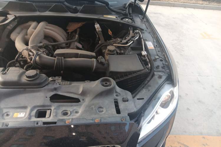 Used Jaguar XJ 2012 XJL 3.0 Panoramic Business Edition Engine Bay Left