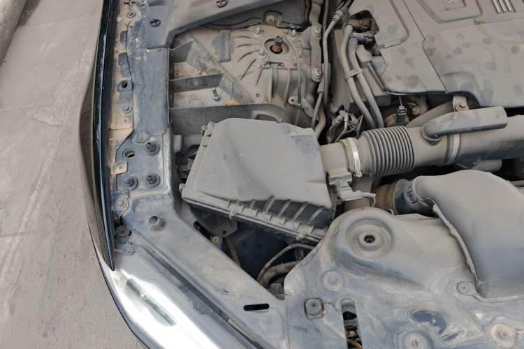 Used Jaguar XJ 2012 XJL 3.0 Panoramic Business Edition Engine Bay Right