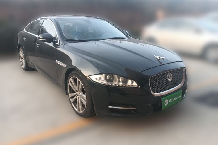 Used Jaguar XJ 2012 XJL 3.0 Panoramic Business Edition Front Right 45 Deg