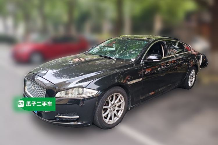 Used Jaguar XJ 2012 XJL 3.0 Panoramic Business Edition Guazi used car, China used car export, Used car for sale, Used cars, Cheapest cars for sale