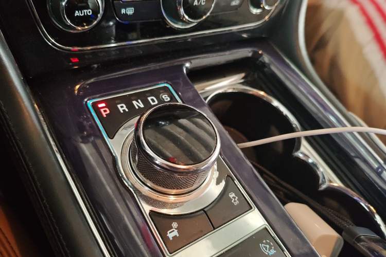Used Jaguar XJ 2012 XJL 3.0 Flagship Business Edition Gear Lever