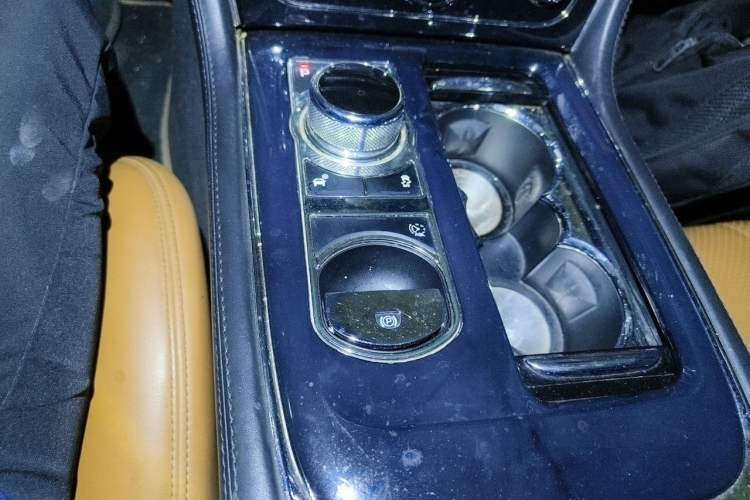 Used Jaguar XJ 2012 XJL 3.0 Flagship Business Edition Gear Lever