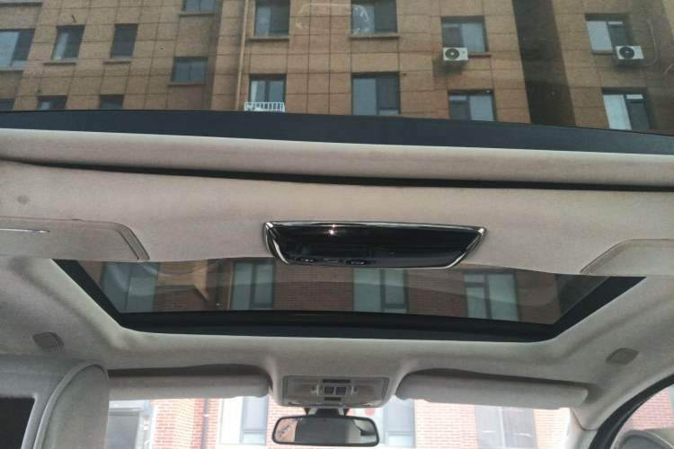 Used Jaguar XJ 2012 XJL 3.0 Panoramic Business Edition Headliner