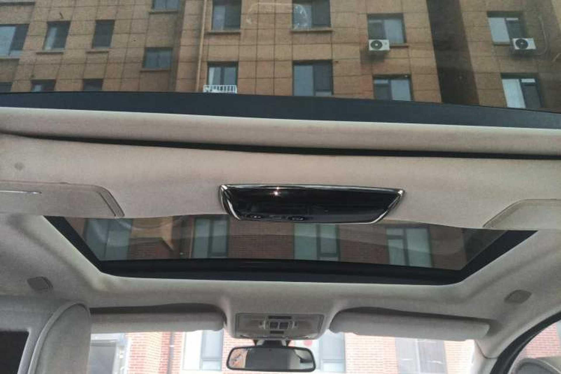 Used Jaguar XJ 2012 XJL 3.0 Panoramic Business Edition Headliner