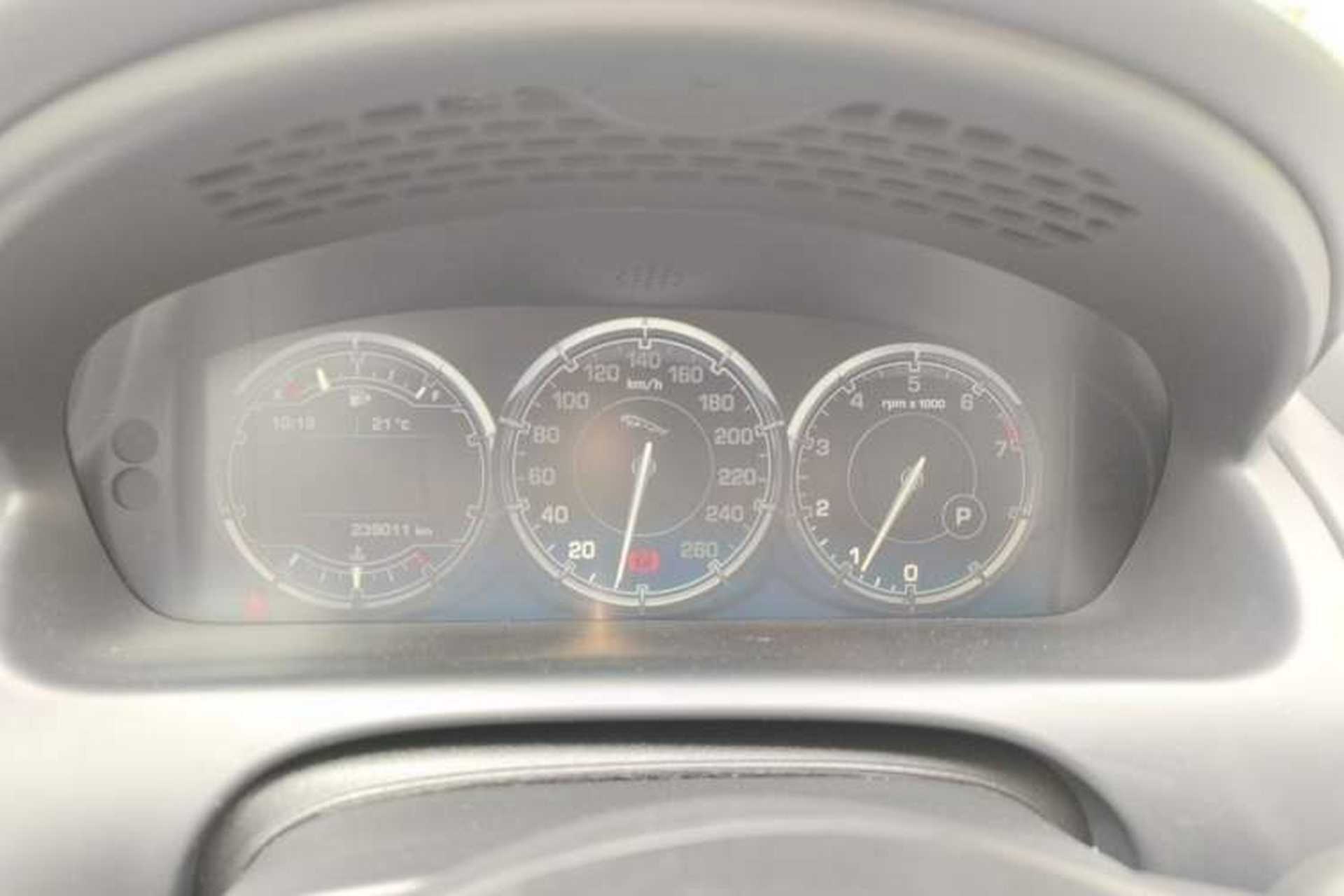 Used Jaguar XJ 2012 XJL 3.0 Panoramic Business Edition Instrument Cluster